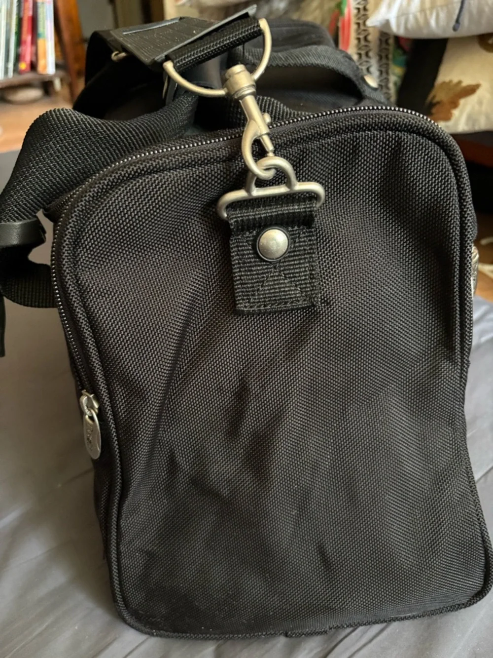 Dakota Black Ballistic Nylon Boarding Bag Multi-Pocket Duffel Trolley Sleeve